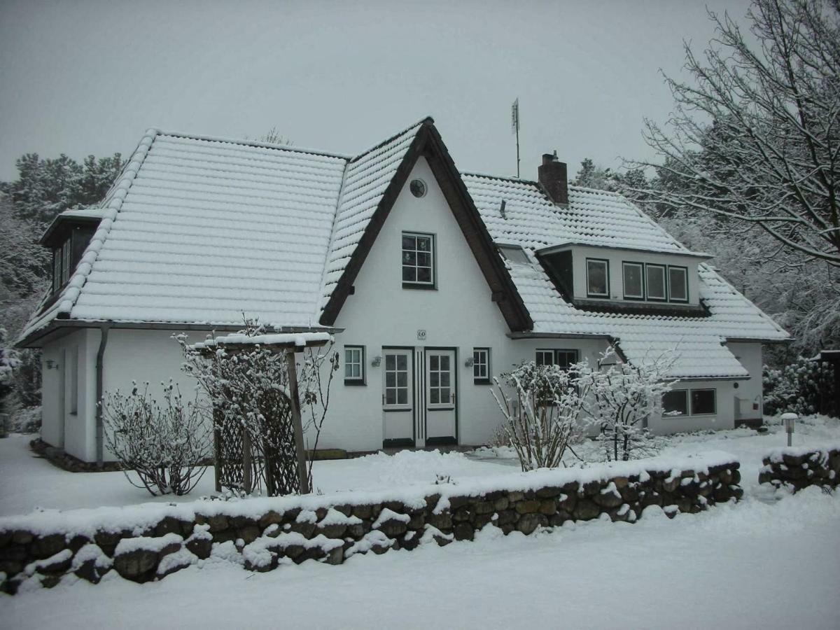 Ferienwohnungen Outzen Nebel Exterior photo